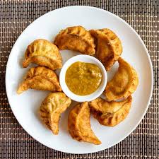 Chicken Momos (6ps)